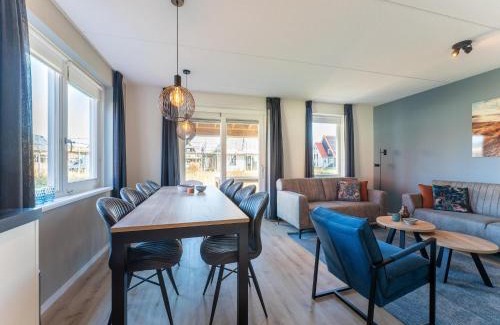 Scherpenisse House | Beautiful holiday home in Scherpenisse with charming terrace