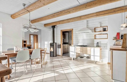 Strøby Ladeplads House | Beautiful holiday home in the forest and near the water