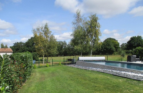 Vasles Villa | Beautiful holiday home next to a 27-hole golf course