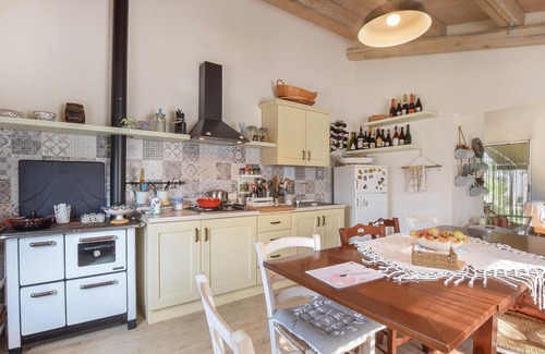 Chiaramonte Gulfi House | Beautiful home in Chiaramonte Gulfi