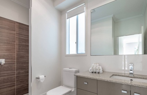 Yaroomba Villa | Beautiful home by the beach with resort style facilities.
