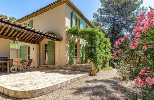 La Tour-d'Aigues House | Beautiful home in La Tour-d'Aigues