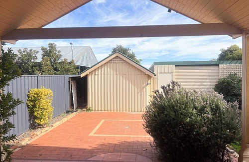 Wagga Wagga Apartment | Beautiful home in a prime location!