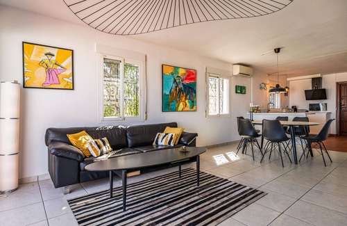 Almunecar House | Beautiful home in Almuñecar with WiFi