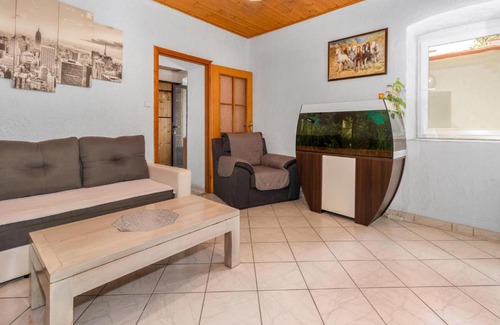 Bribir House | Beautiful home in Bribir with 3 Bedrooms, WiFi and Jacuzzi