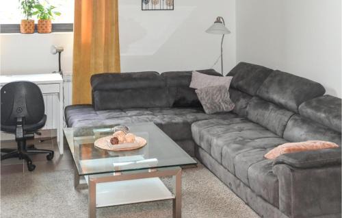 Durdevac House | Beautiful Home In Budrovac With Wi-Fi
