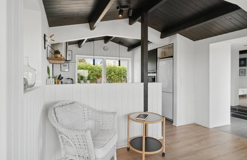 Handrup Strand House | Beautiful home in Ebeltoft with kitchen