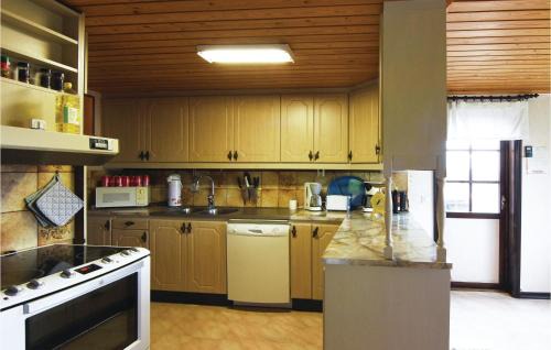 Ed House | Beautiful Home In Ed With Kitchen