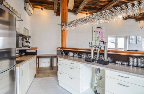 Bønnerup Strand House | Beautiful home in Glesborg with WiFi