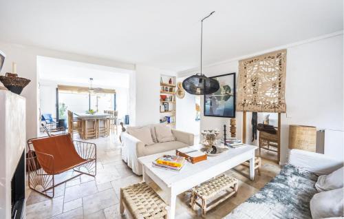 Gommecourt House | Beautiful Home In Gommecourt
