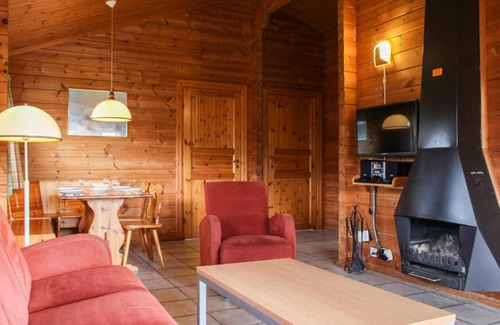 Gramsbergen House | Beautiful home in Gramsbergen w/ Indoor swimming pool, WiFi and 2 Bedrooms