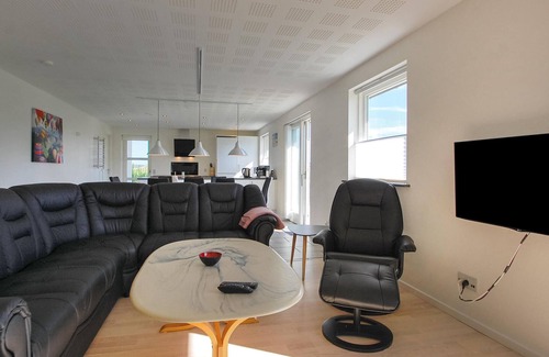 Flovt Strand House | Beautiful home in Haderslev with WiFi