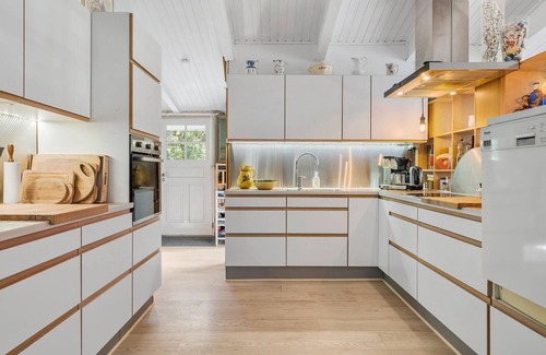 Hadsund House | Beautiful home in Hadsund with WiFi