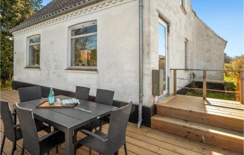 Vang House | Beautiful Home In Hasle With Wifi