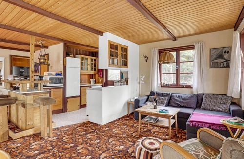 Hojby House | Beautiful home in Højby with WiFi
