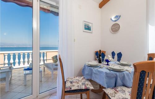 Medveja Apartment | Beautiful Home In Medveja