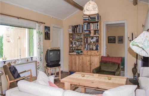 Nassjo Municipality House | Beautiful Home In Nässjö With Kitchen