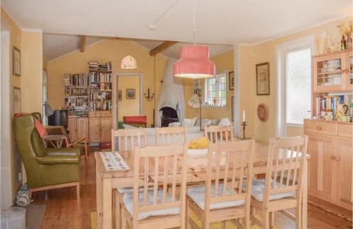 Nassjo Municipality House | Beautiful Home In Nässjö With Kitchen