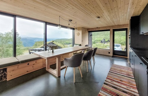 Suldal House | Beautiful home in Jøsenfjorden