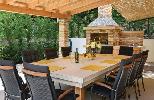 Zakucac House | Beautiful home in Omis with sauna