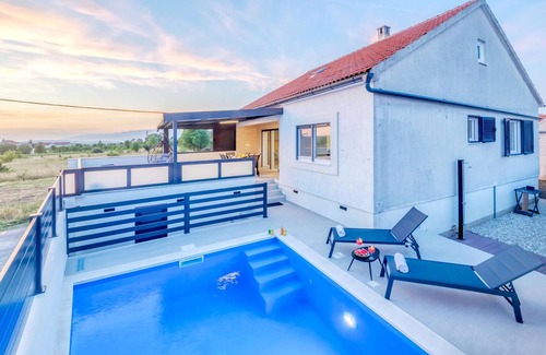 Pridraga House | Beautiful home in Pridraga with private swimming pool, can be inside or outside