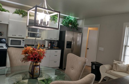 South Park House | Beautiful Home in South Park. Walk to UD Campus, Miami Valley Hospital, Downtown
