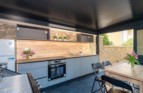 Srima House | Beautiful home in Srima