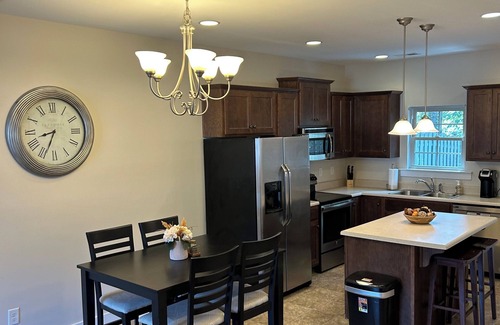 Hoover House | Beautiful home in the heart of Hoover!