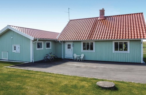 Falkenberg Municipality House | Beautiful home in Vessigebro with sauna