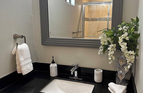 Edinburg Apartment | Beautiful Home located in Uptown Edinburg