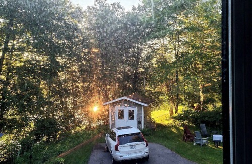 Feronia House | Beautiful home on Trout Lake with hot tub and movie room