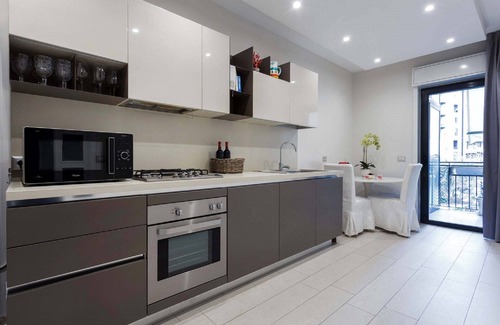 Picanello-Ognina-Barriera-Canalicchio Apartment | Beautiful Home with Terrace on Catania's Seafront - 20km Etna, 50km Taormina