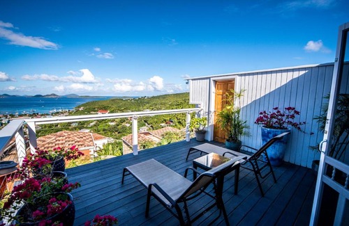 Estate Enighed Apartment | Beautiful Honeymoon Suite at Sunset Serenade