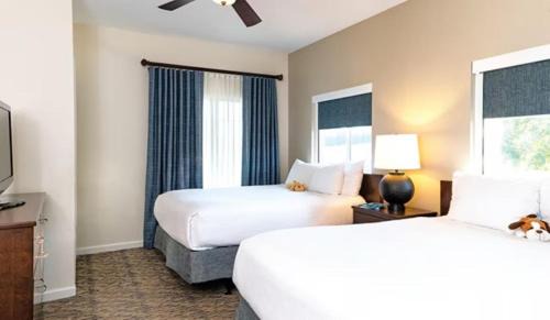 Table Rock House | Beautiful Hotel in Mountain Vista - 2BD Sleeps up to 8