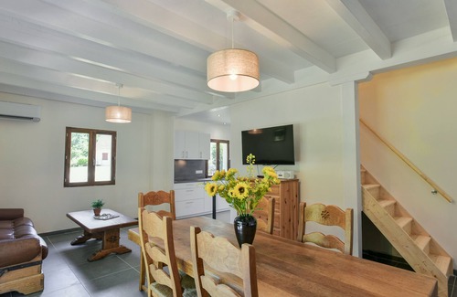 Lacapelle-Marival House | Beautiful house in a holiday park with a pool