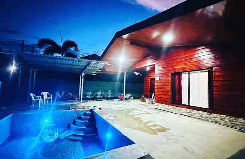 La Fortuna Cabin | Beautiful House totally equipped. Pet Friendly. 5min away from all attractions