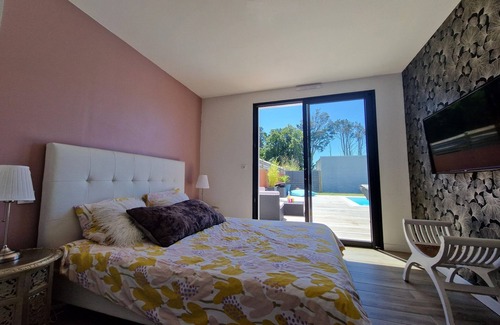 Ploemeur House | Beautiful house with heated pool, Ploemeur