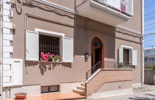 Roseto degli Abruzzi Apartment | Beautiful apartment for 2 people with TV