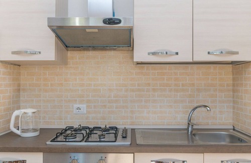 Capo Testa Apartment | Beautiful apartment for 4 people with A/C, TV, terrace, pets allowed and parking