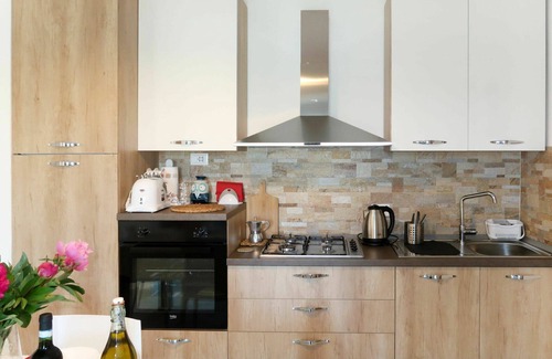 Villanova d'Albenga Apartment | Beautiful apartment for 6 guests with WIFI, A/C, TV and terrace