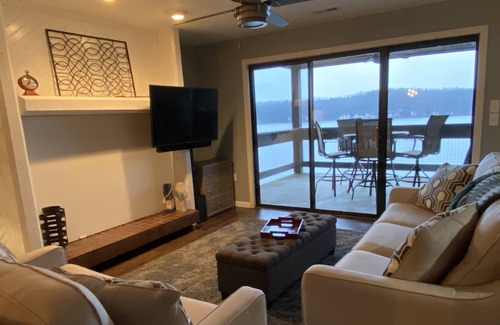 Osage Beach Condo | Beautiful lake view at the Knolls - 3 bedroom 3 bath condo