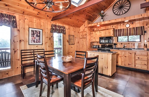Minocqua Cabin | Beautiful Lakefront Cabin on PRIVATE Mercer Lake! Endless 4 Season Fun!