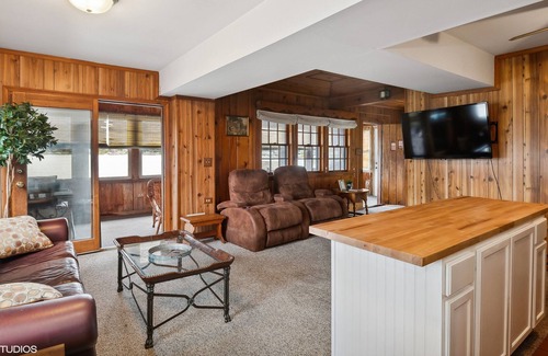 Antioch Apartment | Beautiful Lakefront Cottage with boat slip on the Chain of Lakes!