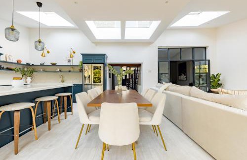 Sidcup House | Beautiful large luxury home in London