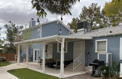 Blue Diamond House | Beautiful Las Vegas COUNTRY HOME in Red Rock Canyon