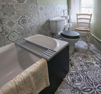 Belvoir House | Beautiful Lodge Cottage near Belvoir Castle