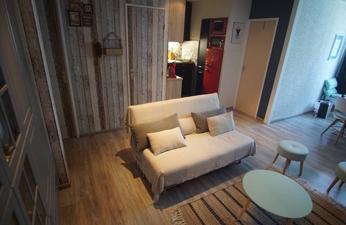 Saint-Mandrier-sur-Mer Apartment | Beautiful modern apartment, everything on foot