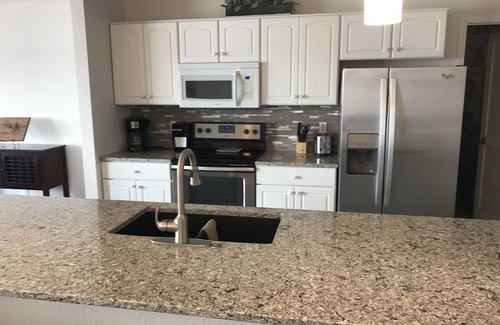 Lake Ozark Condo | Beautiful Main Channel Lake View at the Palisades