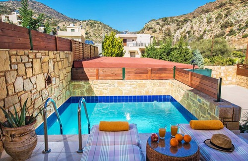 Palaiokastro Villa | Beautiful maisonette, Near Heraklion, beach & taverns 4