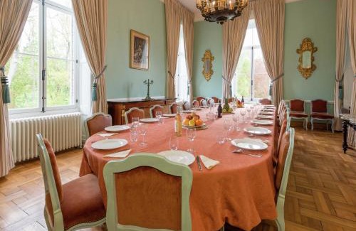 Forrieres House | Beautiful manor house in a park near Rochefort